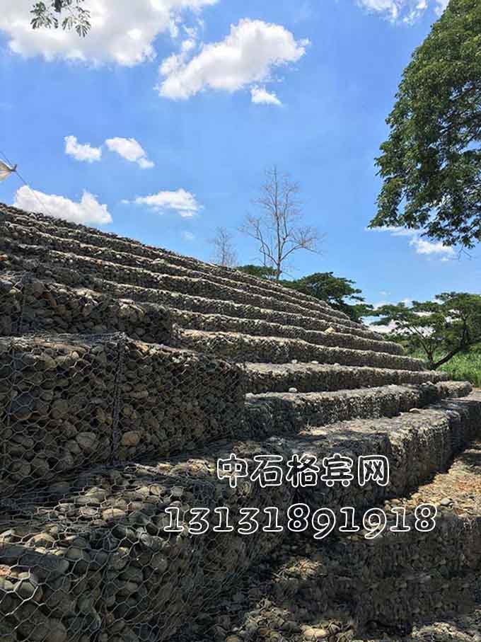 護岸固濱籠